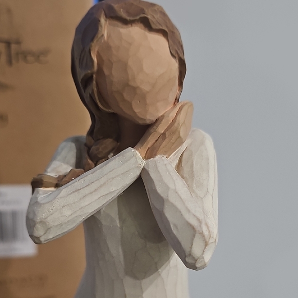 Willow Tree 'Joy' Sculpture - Cream and Tan - Picture 3 of 4